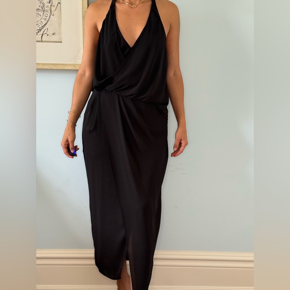 Elizabeth and James Elegant Black Halter Dress - Picture 1 of 5